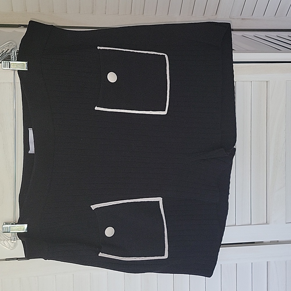 Iris Apfel x H&M black knit patch pocket shorts, NWOT, size XXL